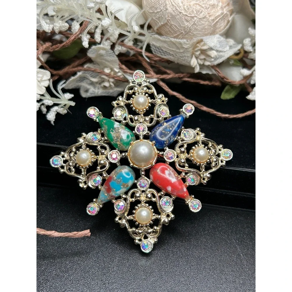 Vintage Sarah Coventry Multicolor Faux Stone Rhinestone Snowflake Brooch‎ Pin